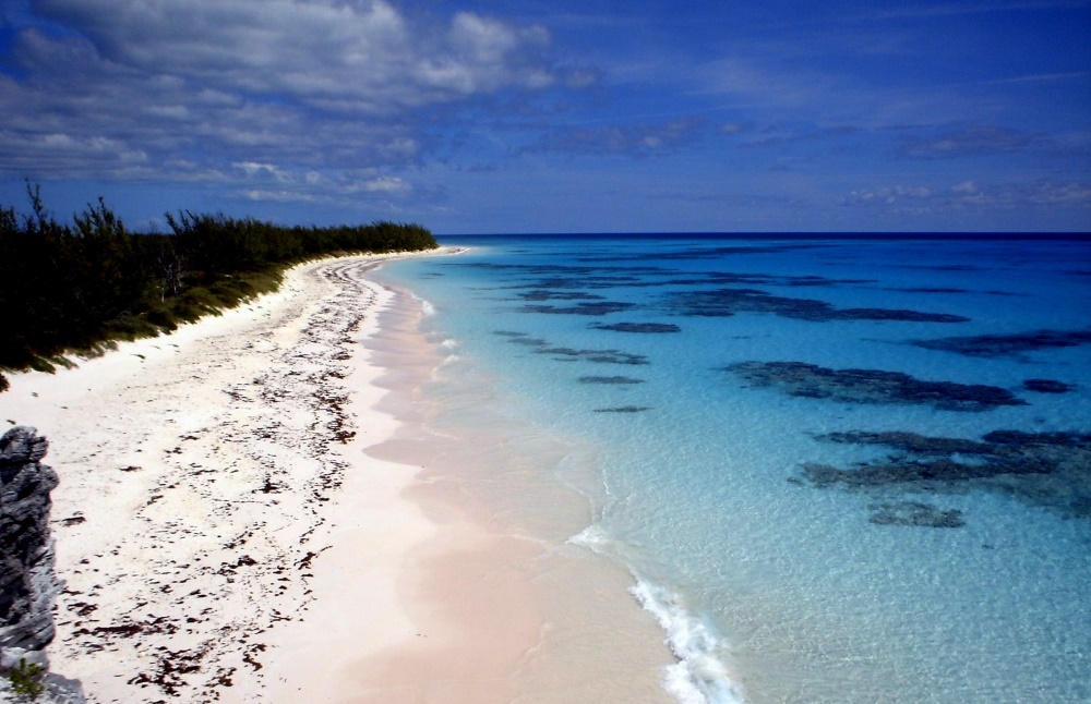 Rosa Strand auf der Insel Eleuthera
