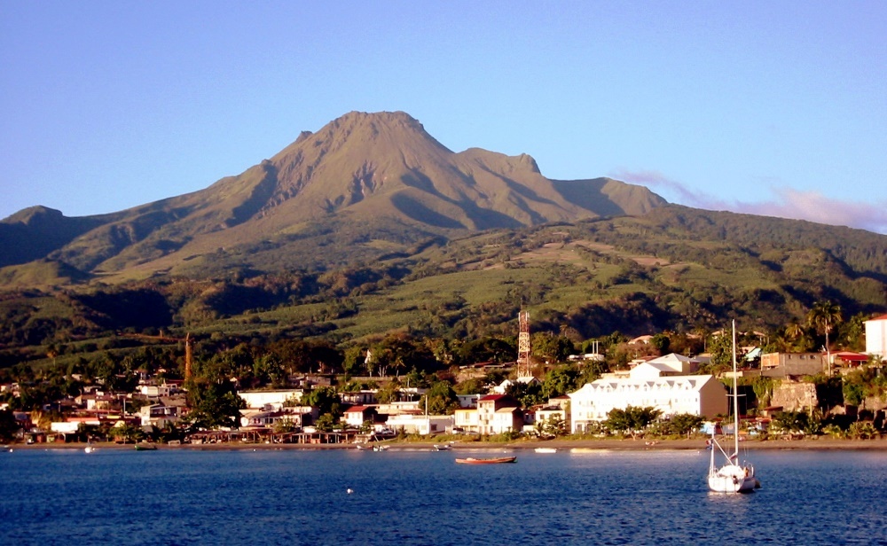 Карибы, вулкан Мон-Пеле