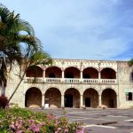 luxueux palais de l'Alcazar de Colon à Saint-Domingue