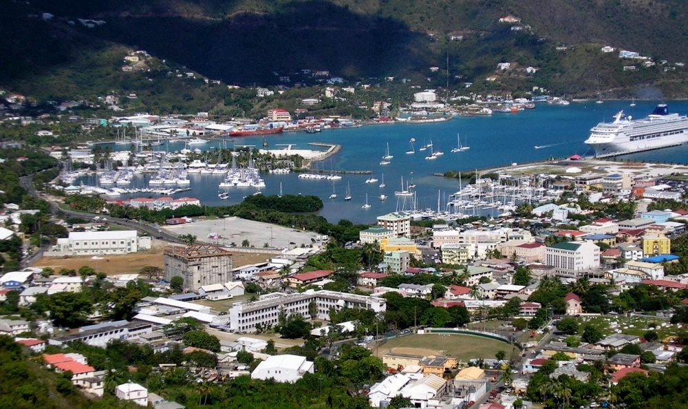 Ville de la route de l'île Tortola